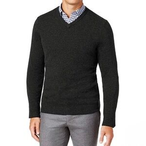 Club Room Cahmere V-Neck Sweater